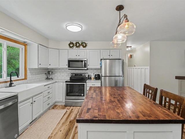 4134 Crescent View Drive