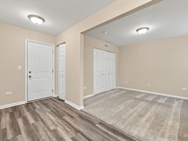4134 Irving Road, Aurora, US, IL