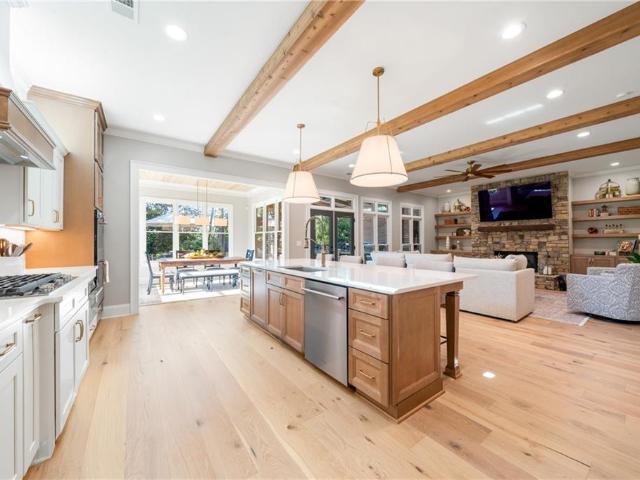 4135 Coosa Drive