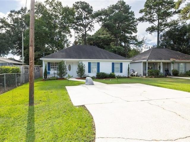 4138 Walnut St, Slidell, LA 70461