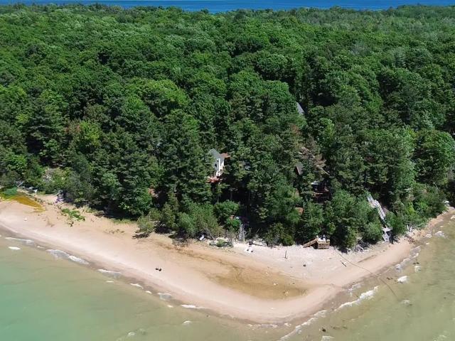 4139 Michigan Trail
