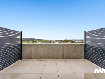 Kinlyside, Yass Valley, Victoria - Balcony