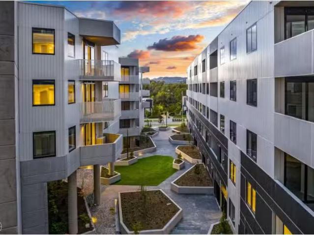 413/26 Cynthea Teague Crescent, Greenway Apartment for rent L.
