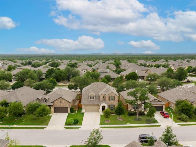 4132 Presidio Ln