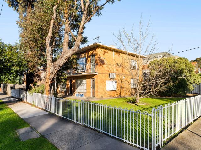 4/132 Tennyson St, Essendon