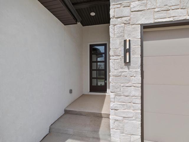 4133 E Vintage Point Drive