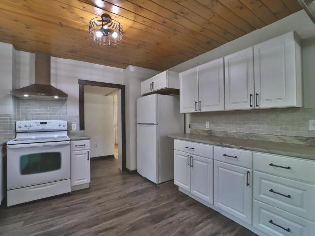 413 1st Street SW