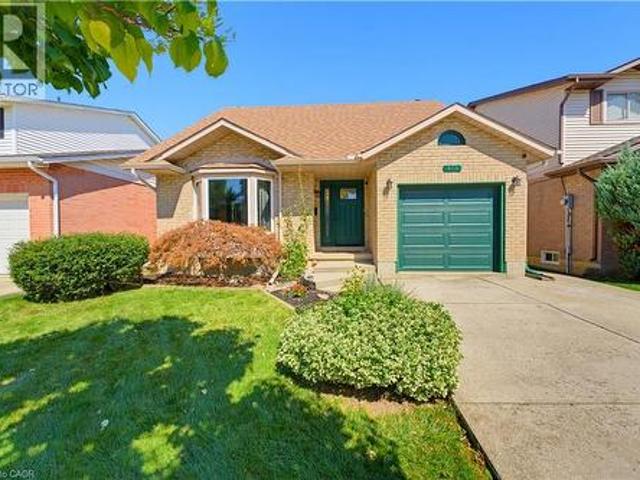 413 Acadia Drive, Hamilton, ON, L8W 2R4 house for sale | Listing ID 40863 | Royal LePage