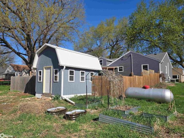 413 Glad Street
