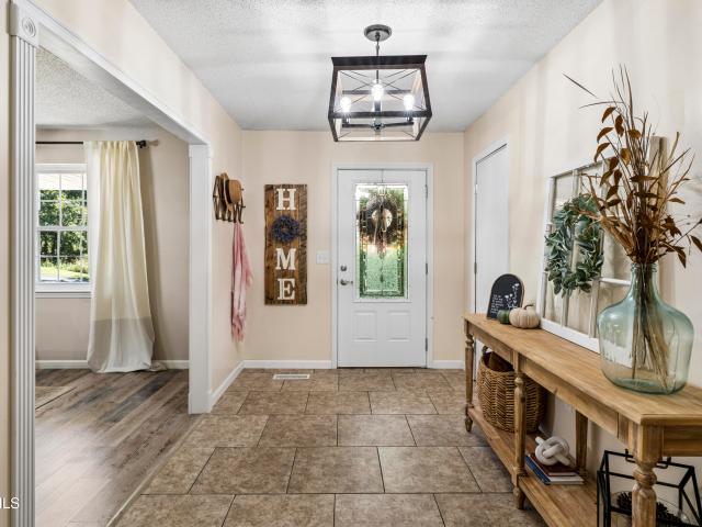 413 Greenbrook Circle