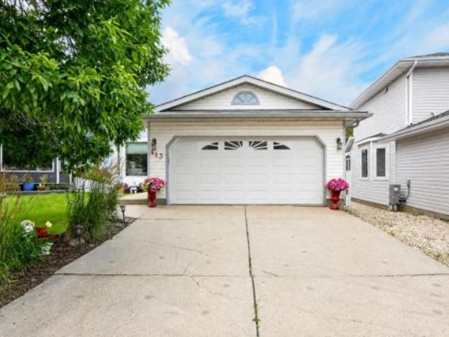 413 Davenport Place, Sherwood Park, AB, T8H 1R9 house for sale | Listing ID E4504 | Royal LePage