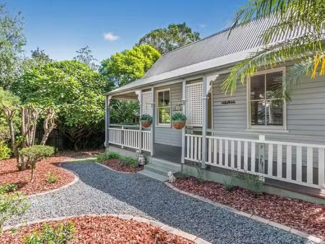 413 Moggill Road, INDOOROOPILLY, QLD 4068 House for Rent