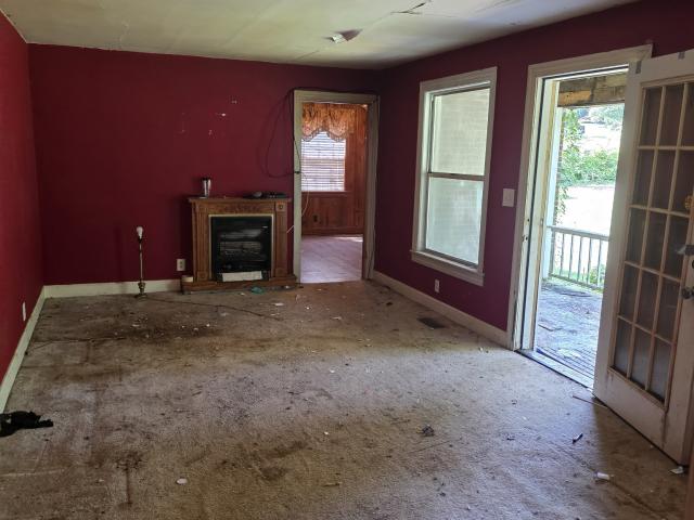 413 Moss Trl