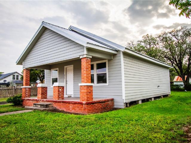 413 South San Patricio