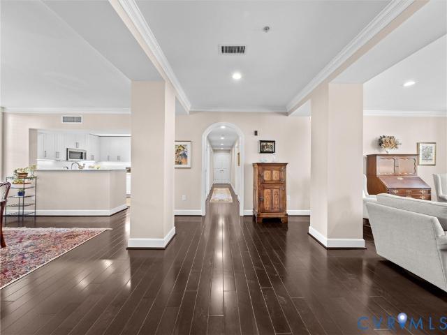 413 Stuart Circle 3B