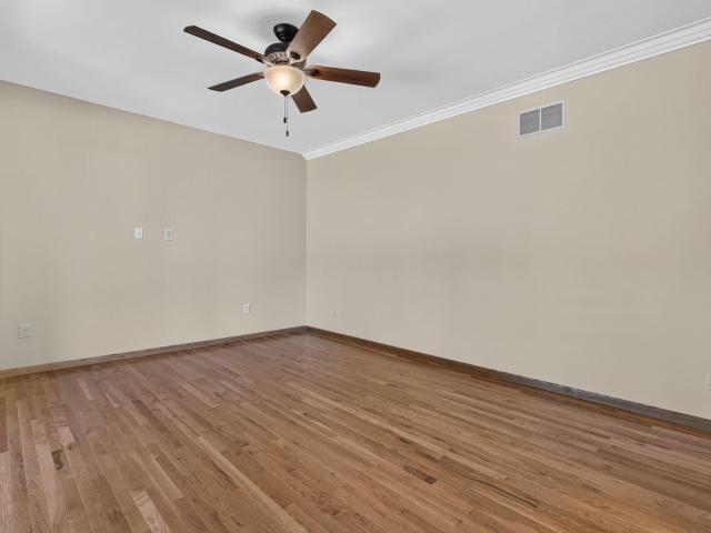 413 Price Street