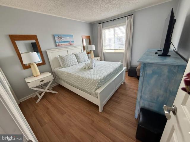 413 Robin Drive # 305