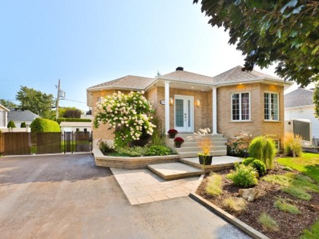 413 Rue Du Blizzard, Saint Jean Sur Richelieu, QC, J2W 2T3 house for sale | Listing ID 27566 | Royal LePage
