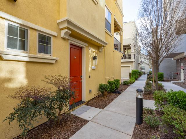 413 Tailoff Ln, Unit 91B, Sacramento, CA 95818 | MLS #226025