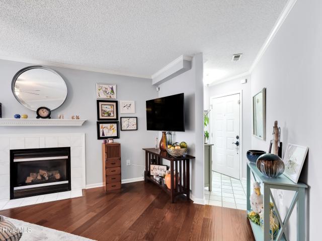 4148 Breezewood Drive # Apt 104