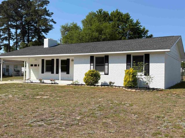 4148 Pine Dr