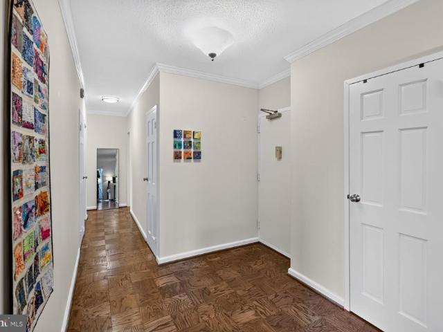 4141 N North Henderson Road # 311
