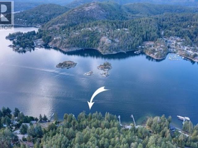 4141 Francis Peninsula Road, Pender Harbour, BC, V0N 2H1 house for sale | Listing ID R3163 | Royal LePage