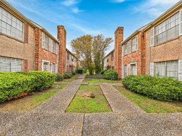 4142 Belle Park Dr, Unit 4142, Houston, TX 77072 | MLS #87287