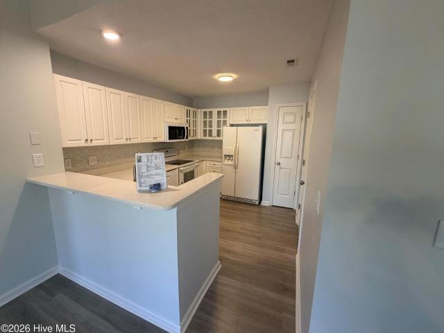 4142 Breezewood Drive Apt 201, Wilmington, US, NC
