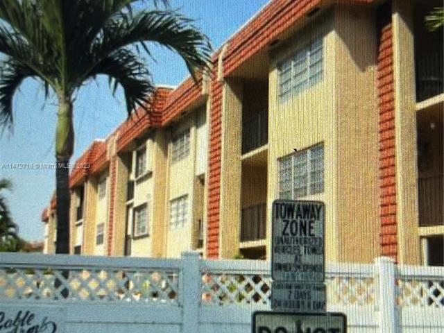 4143 North Ocean Blvd, 1 bed, 1 full bath