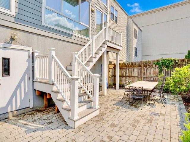 414 1st St Unit# #1, Jc, Downtown, US, NJ