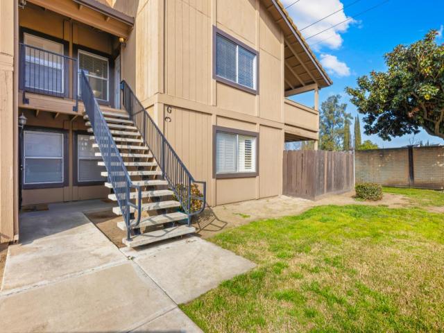 414 Cherry Ln, Unit G, Manteca, CA 95337 | MLS #226014