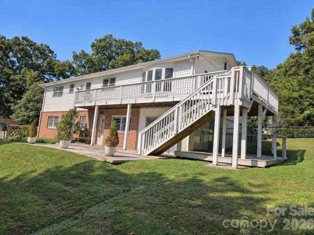 414 Heather Circle