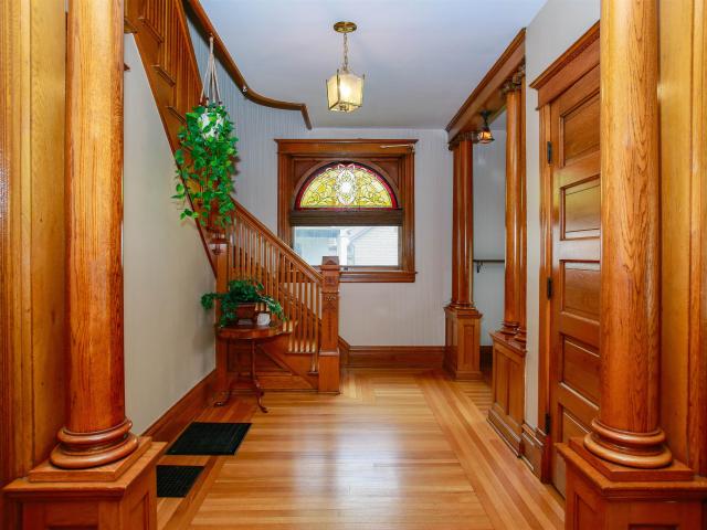 414 Oak Street