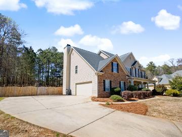 414 Long Shore Way, Newnan, GA 30265 | MLS #10713