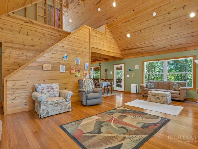 414 Lake Front Drive