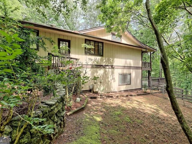 414 Leaning Chimney Drive