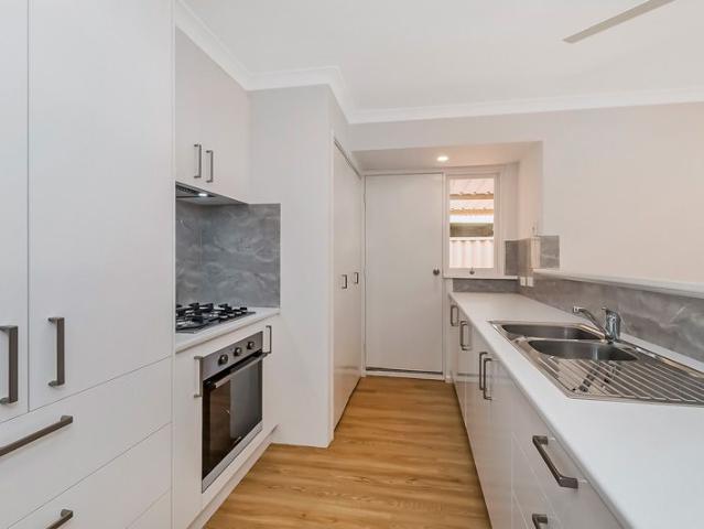 4/14 McNicholl Street Rockingham, WA 6168