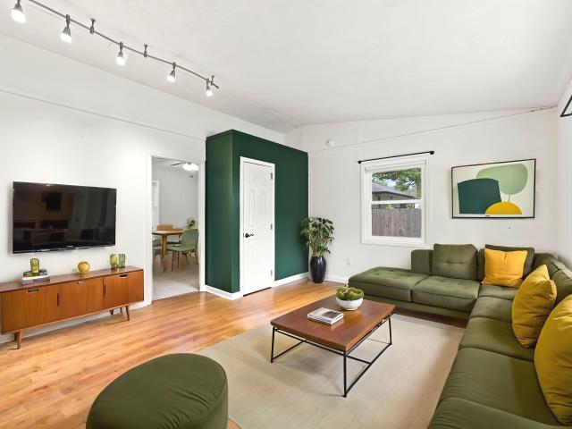 414 Sleepy Hollow Drive