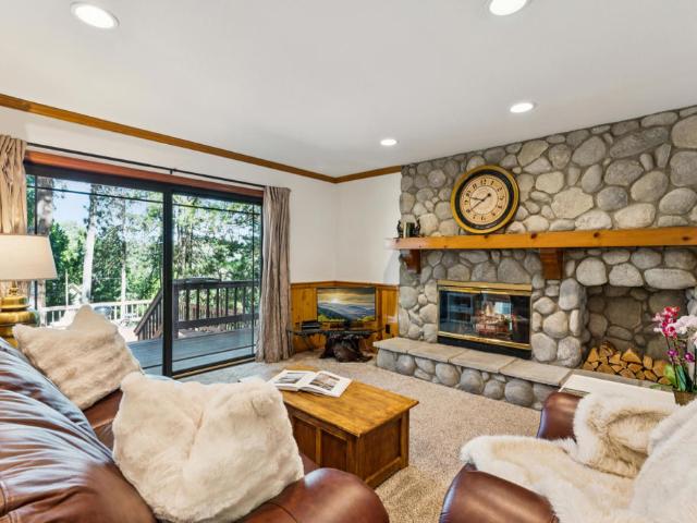 414 Pioneer Road