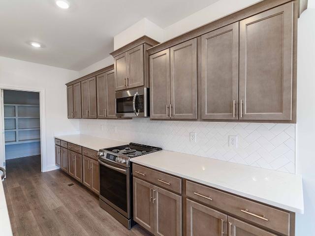 414 Rawling Ln