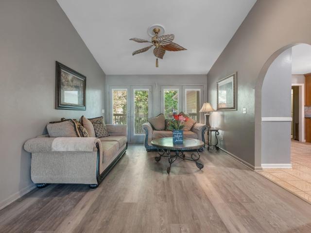 4154 Lower Hawthorne Trail