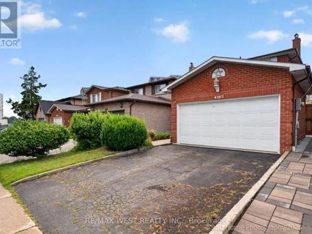 4157 Ottewell Crescent, Mississauga, ON, L4W 4A4 house for sale | Listing ID W13623 | Royal LePage