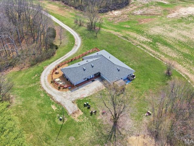 4157 Wetzler Rd, Fults, IL 62244 | MLS #26027