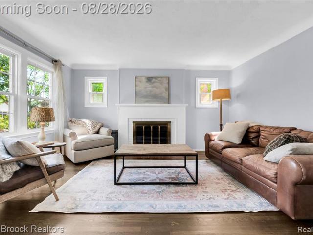 4151 Arlington Drive