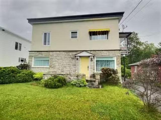 415 419 Rue Landry, Thetford Mines, QC, G6G 4S8 investment.