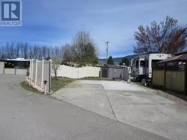 415 Commonwealth Road Unit# 523, Kelowna, BC, V4V 1P4 recrea.