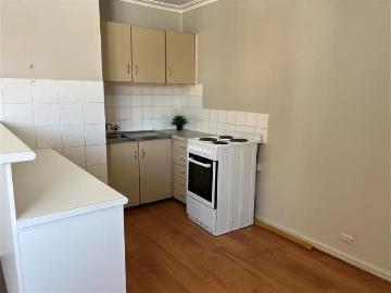 Queanbeyan, Greater Queanbeyan - Equipped kitchen