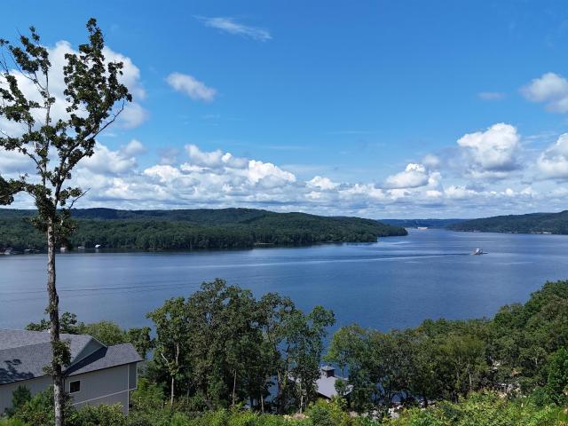 415 Boathouse Drive