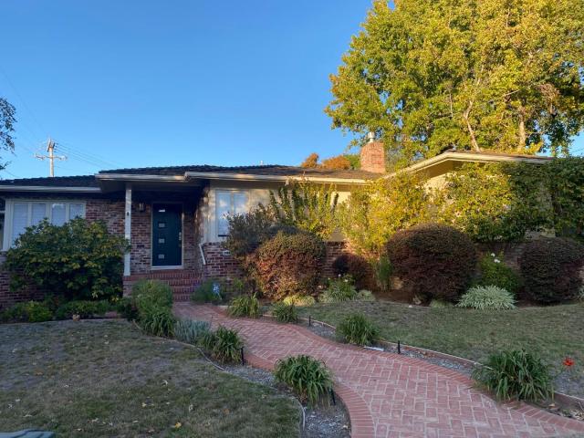 415 Bucknell Dr, 3 beds, 2 full baths